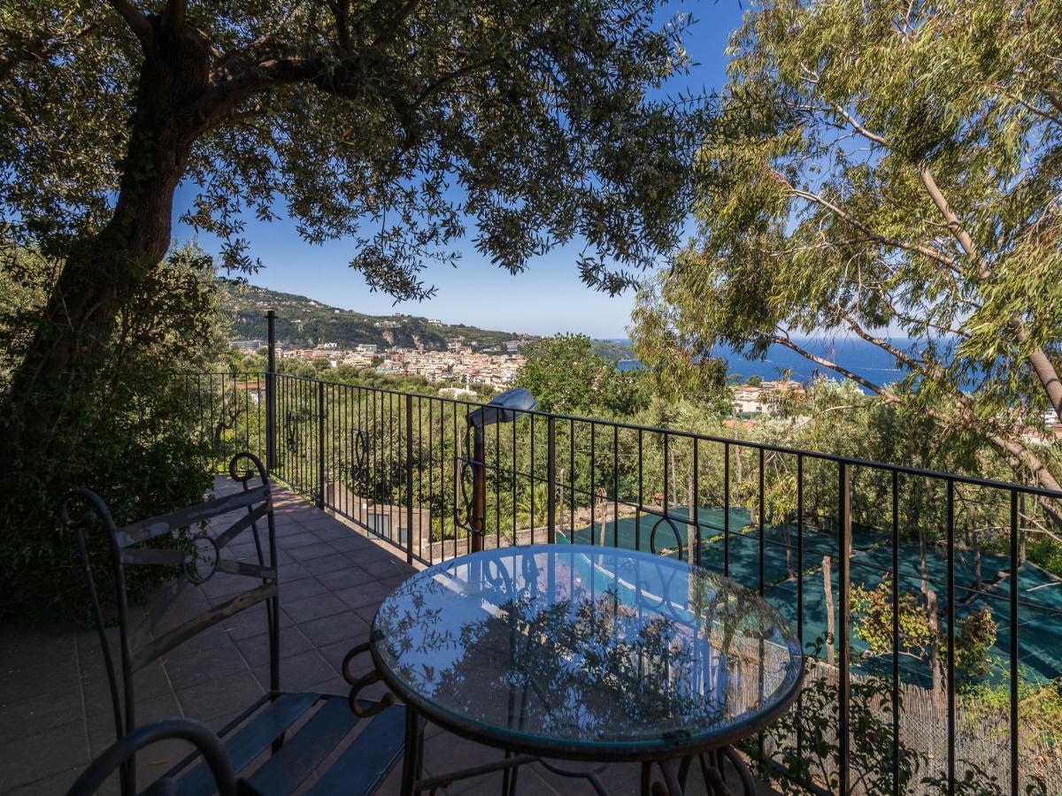 Ulivi Apt Villa Sorrento Exterior foto