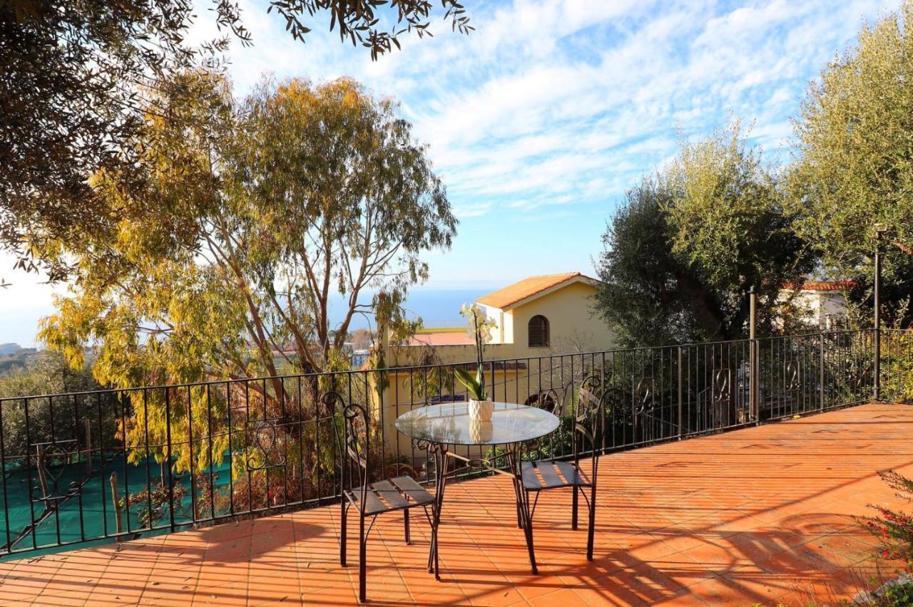 Ulivi Apt Villa Sorrento Exterior foto